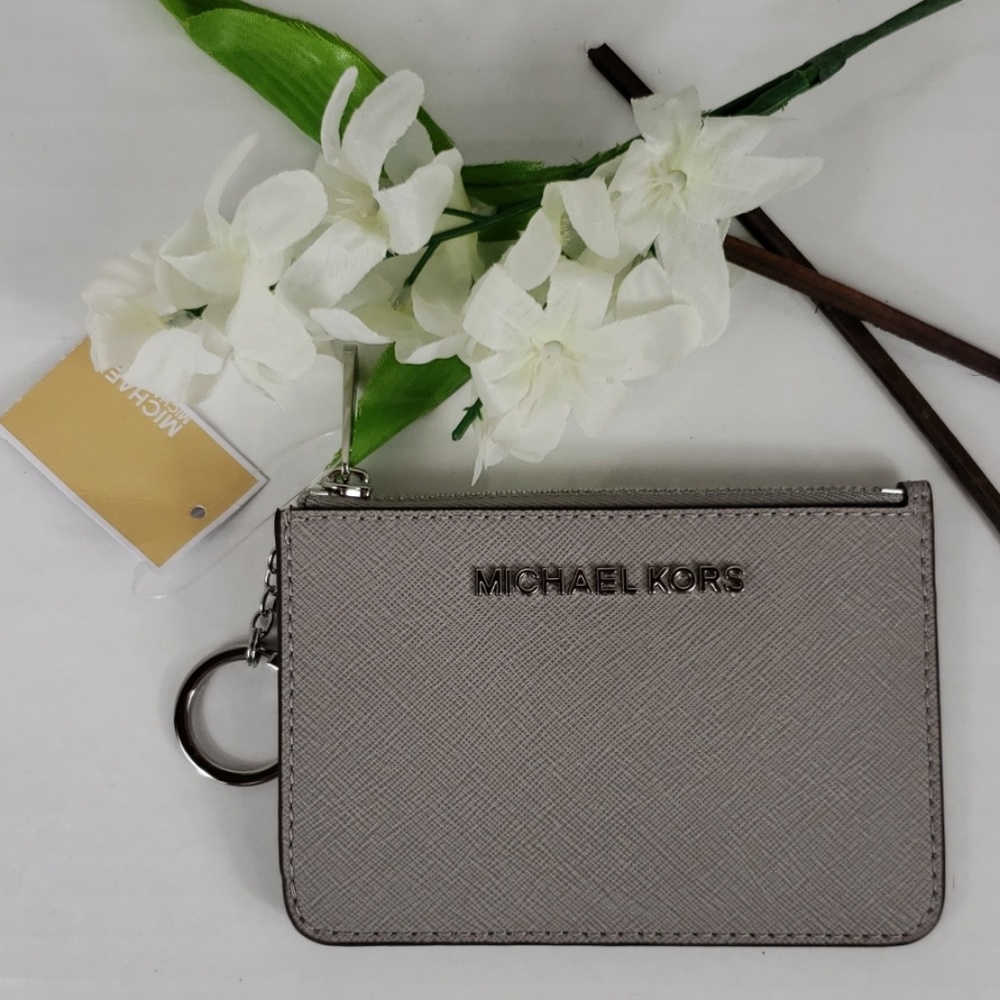 SOLD Michael Kors Jet Set Travel Leather Pouch - Picture 2 of 6